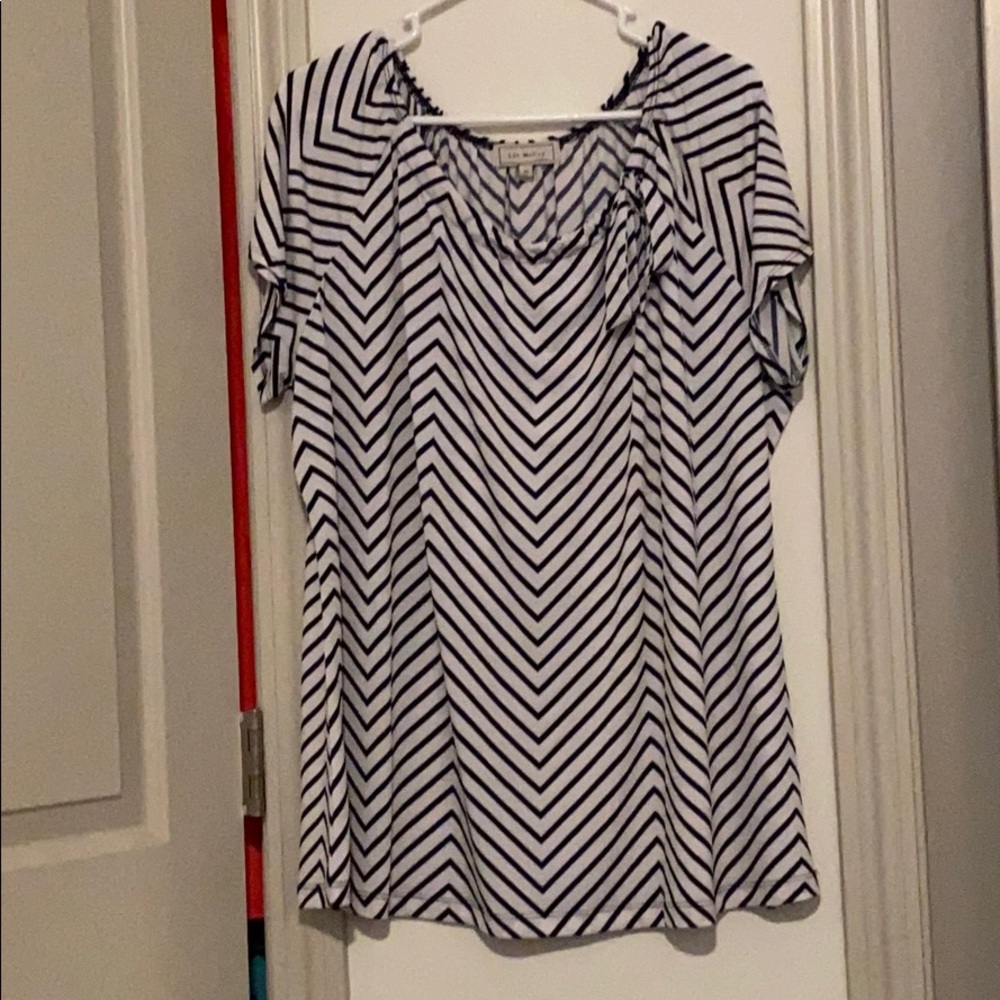 White and navy striped top